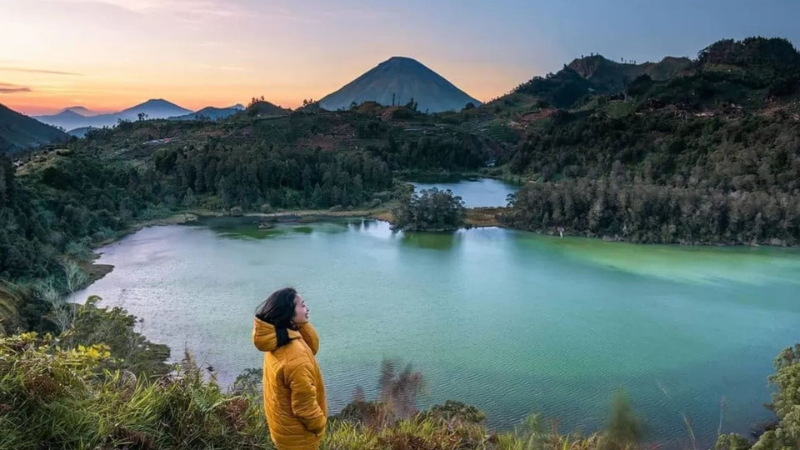 Wisata Dieng